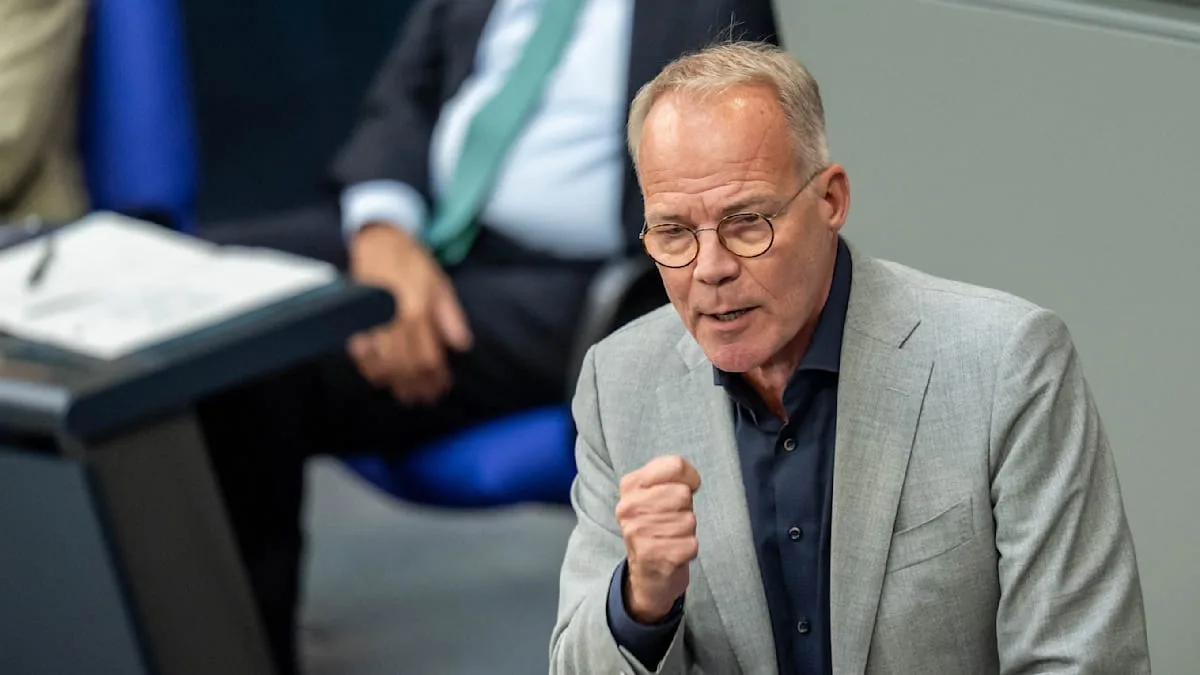 „Sie sind die Partei der Spaltung“, sagt Miersch in Richtung AfD