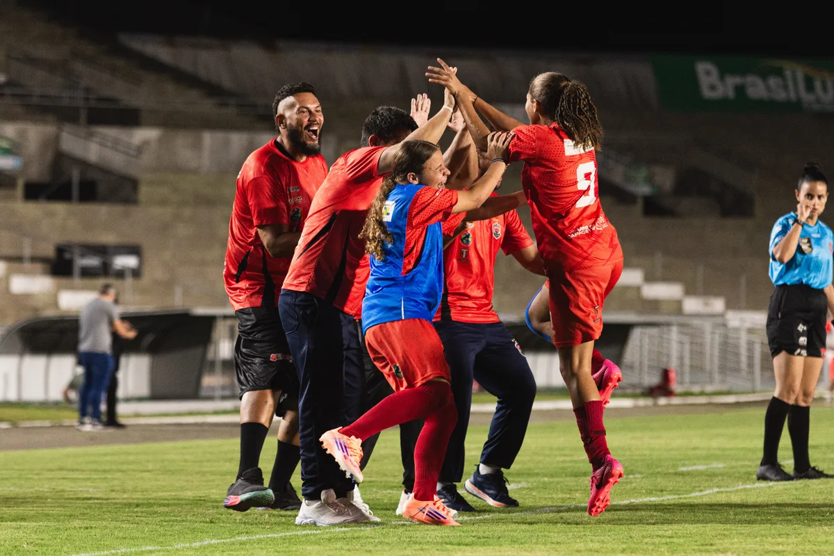 Mixto conquista o bi do Paraibano Sub-17 e mantém hegemonia no futebol feminino do estado