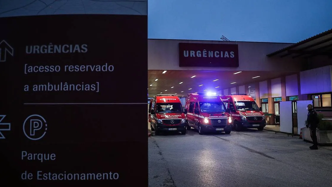 Doente de 70 anos esperou 36 horas nas urgências do Amadora-Sintra