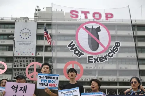 Trump cuts US South Korea military drills over North Korea tensions