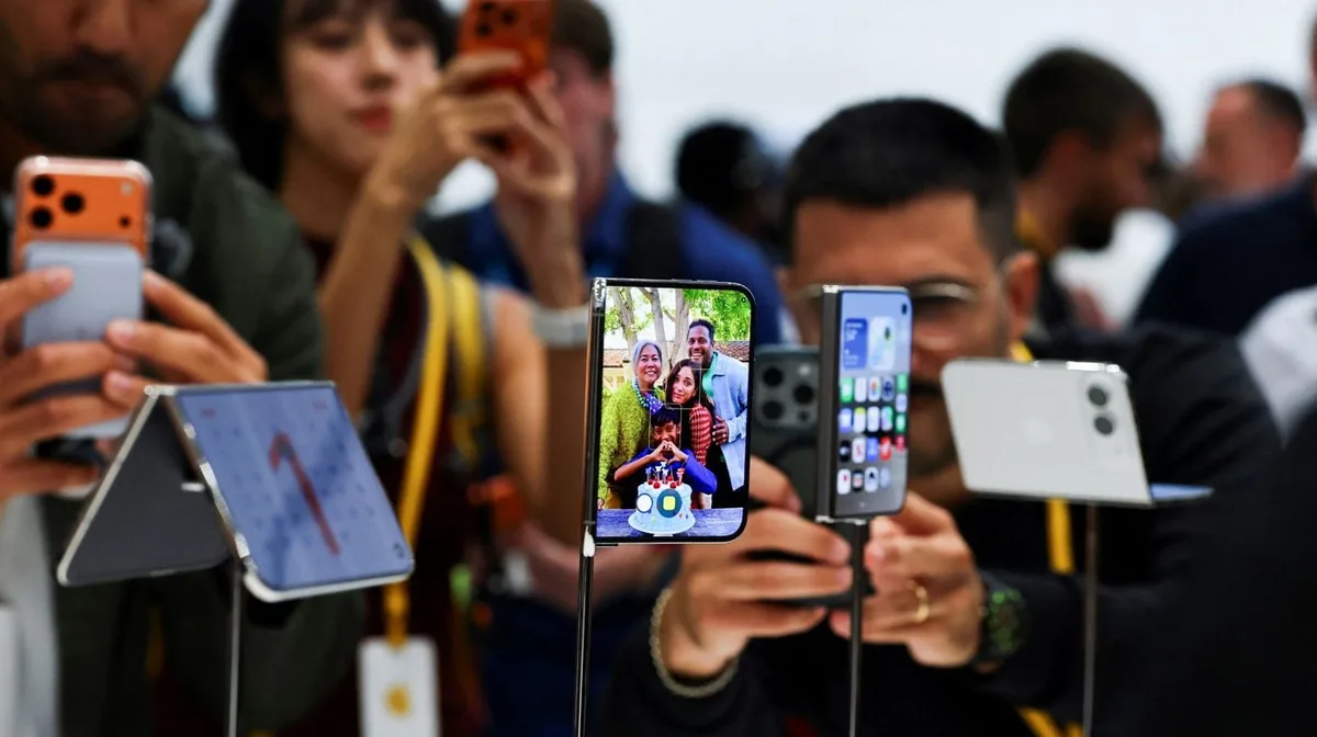 Un referente del negocio móvil disparó contra el iPhone Duo: “Es una pérdida de dinero”