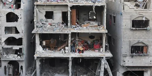 A Gaza, un an de « cessez-le-feu » sans paix ni reconstruction, sous les bombardements : « Le plan Trump n’a rien changé »