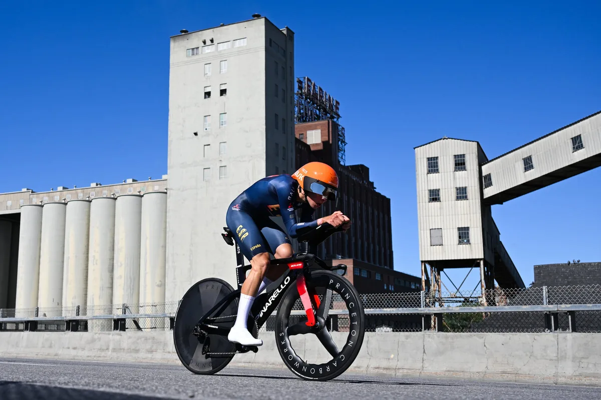 Benjamín Noval es campeón del mundo júnior de contrarreloj en Montreal