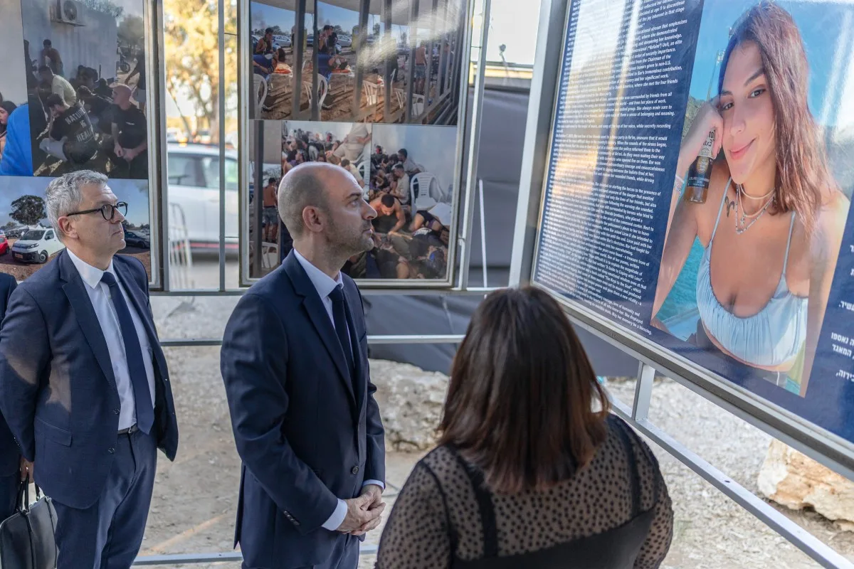 "Un traumatisme qu’il est interdit de relativiser" : trois ans après le 7-octobre, Barrot rend hommage aux victimes