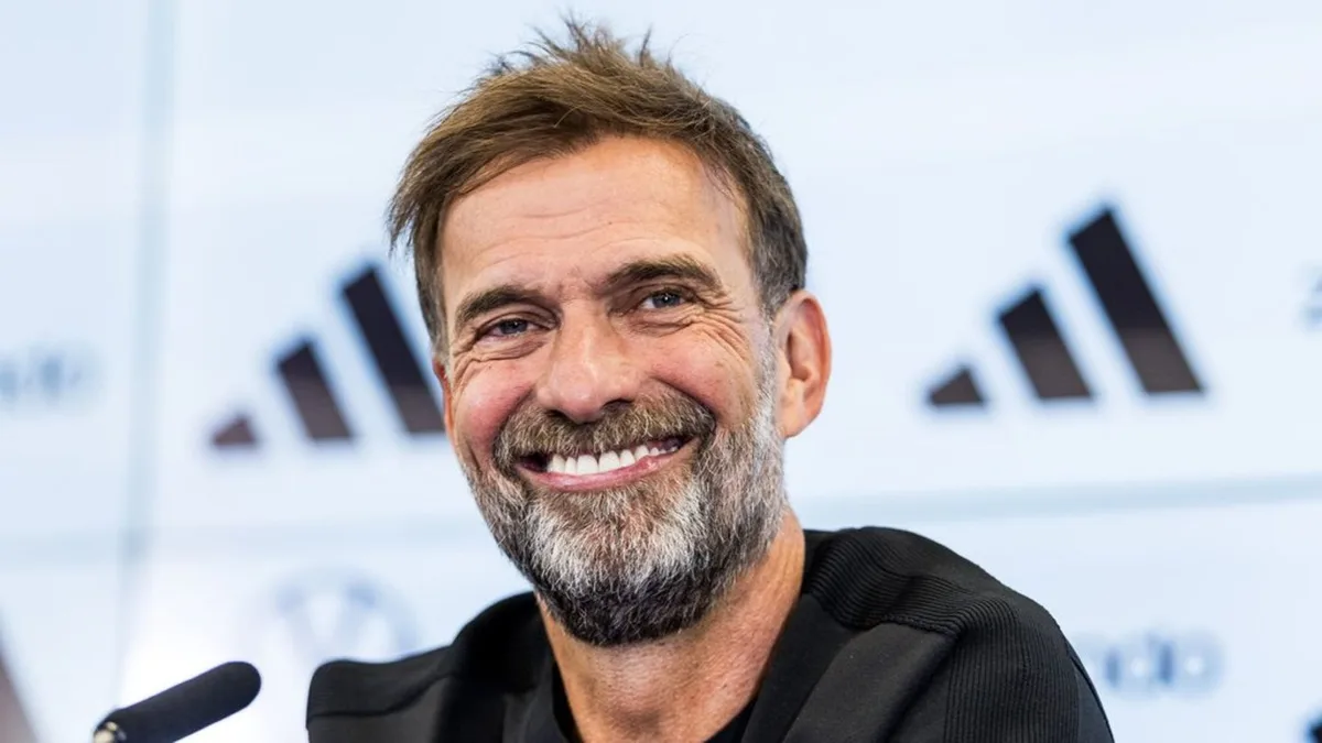 Bundesliga-Auftakt im Free-TV: Bundestrainer Jürgen Klopp im Stadion dabei