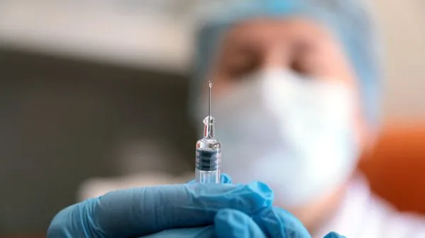 Россельхознадзор приостановил обращение вакцины "Мультикан-8"