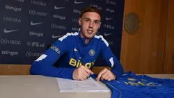 OFICIAL: Cole Palmer renova com o Chelsea