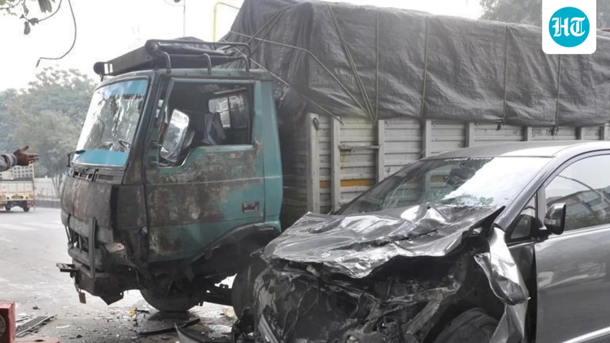 8 labourers killed in MP as their pick-up loses control while trying to save cattle, collides with truck