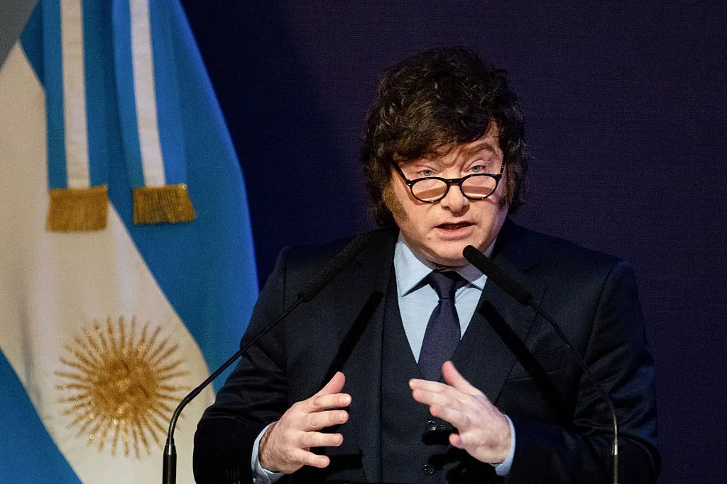 ‘Queremos Colapinto no país’, diz Javier Milei ao pedir à FIA retorno da Fórmula 1 para Argentina
