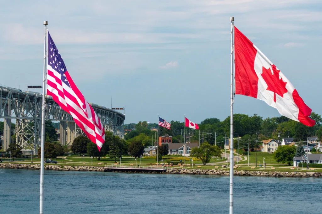 U.S. tourism groups want to win Canadian visitors back. A testy trade war isn't helping