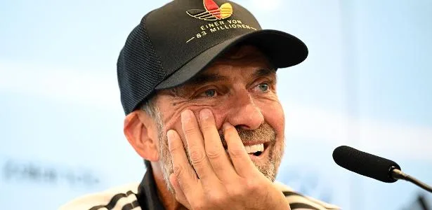Klopp chama 44 jogadores e faz duas convocações para estreia na Alemanha