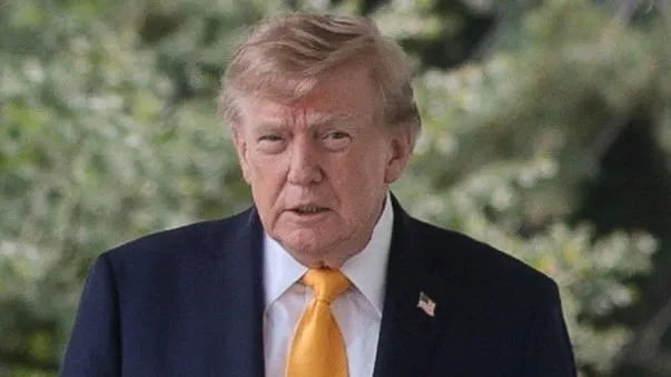 Crowd Boos at Mention of Trump in Ralph Norman's Speech