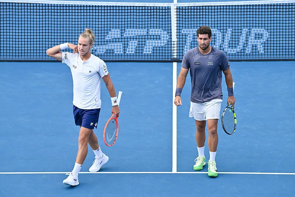 Rafa Matos e Orlando Luz vencem argentinos e avançam à final do Masters 1000 de Montreal