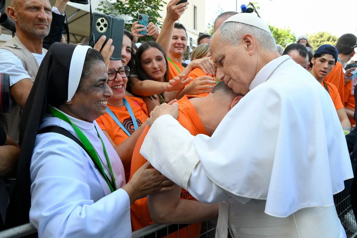 Léon XIV en France : « La véritable ”relique” du Christ est appelée à être ”revêtue” par les croyants »