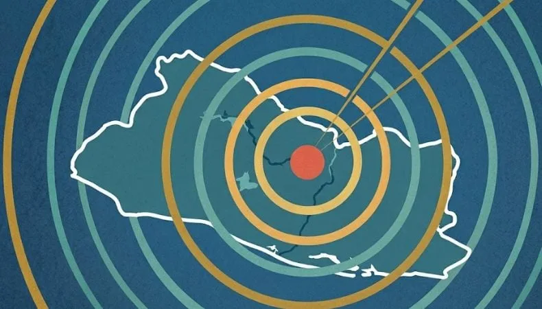 ¿Cuáles son los departamentos de El Salvador con más población expuesta a sismos de alta amenaza?