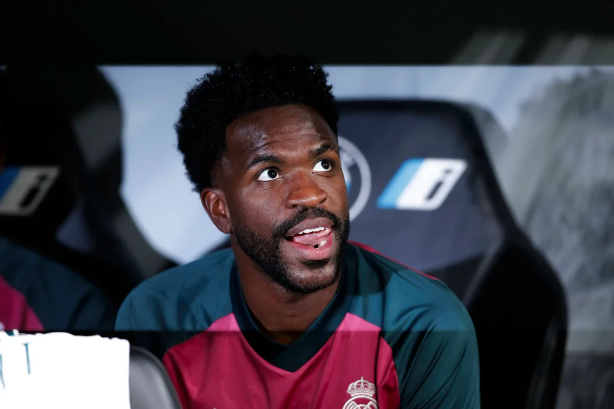Vini Jr começa no banco, tem gol anulado e é expulso antes de ‘fazer as pazes’ no Real Madrid