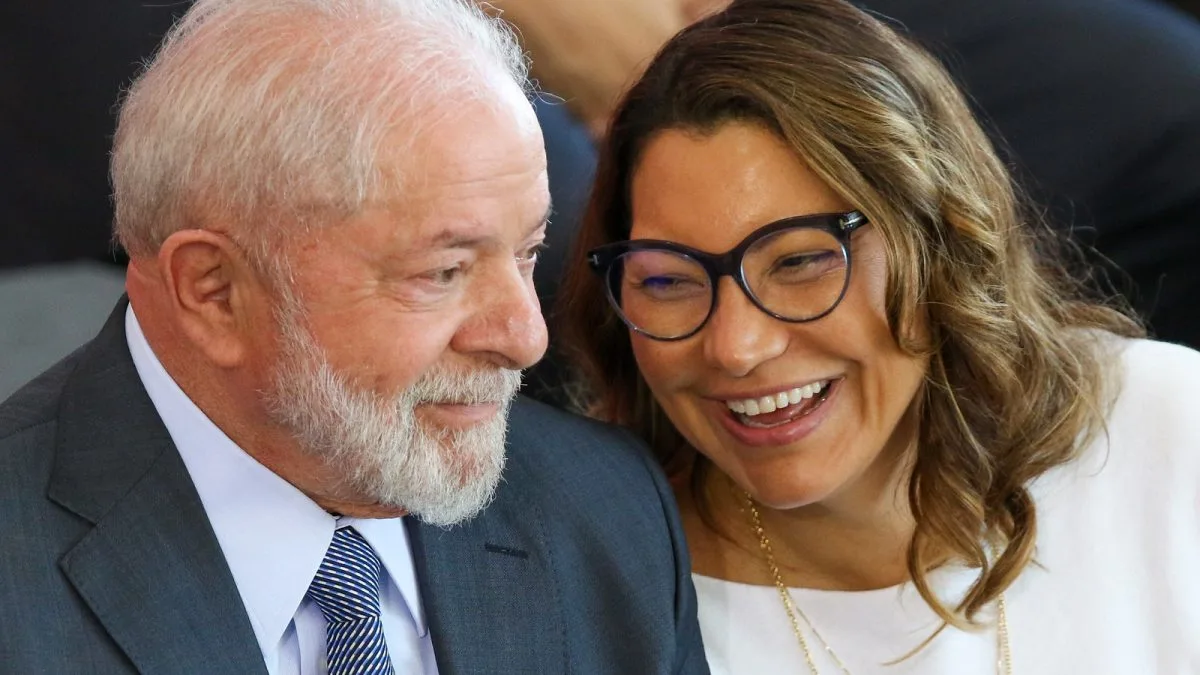 VÍDEO: Lula chama Janja de Marisa duas vezes ao comentar pênalti perdido por Memphis Depay