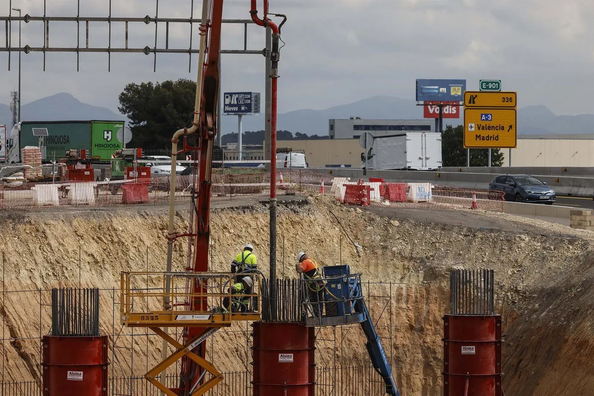 El alcalde de Riba-roja dice que a las 15 horas del 29-O "ya" aconsejaron a empresas el cierre y advirtieron a vecinos