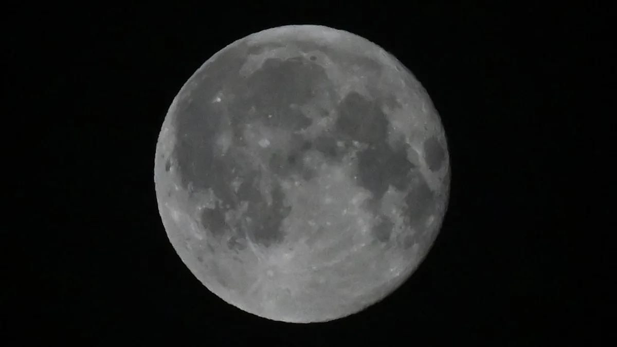 Mond fast vollständig verdeckt - Alle Infos zur partiellen Mondfinsternis im August