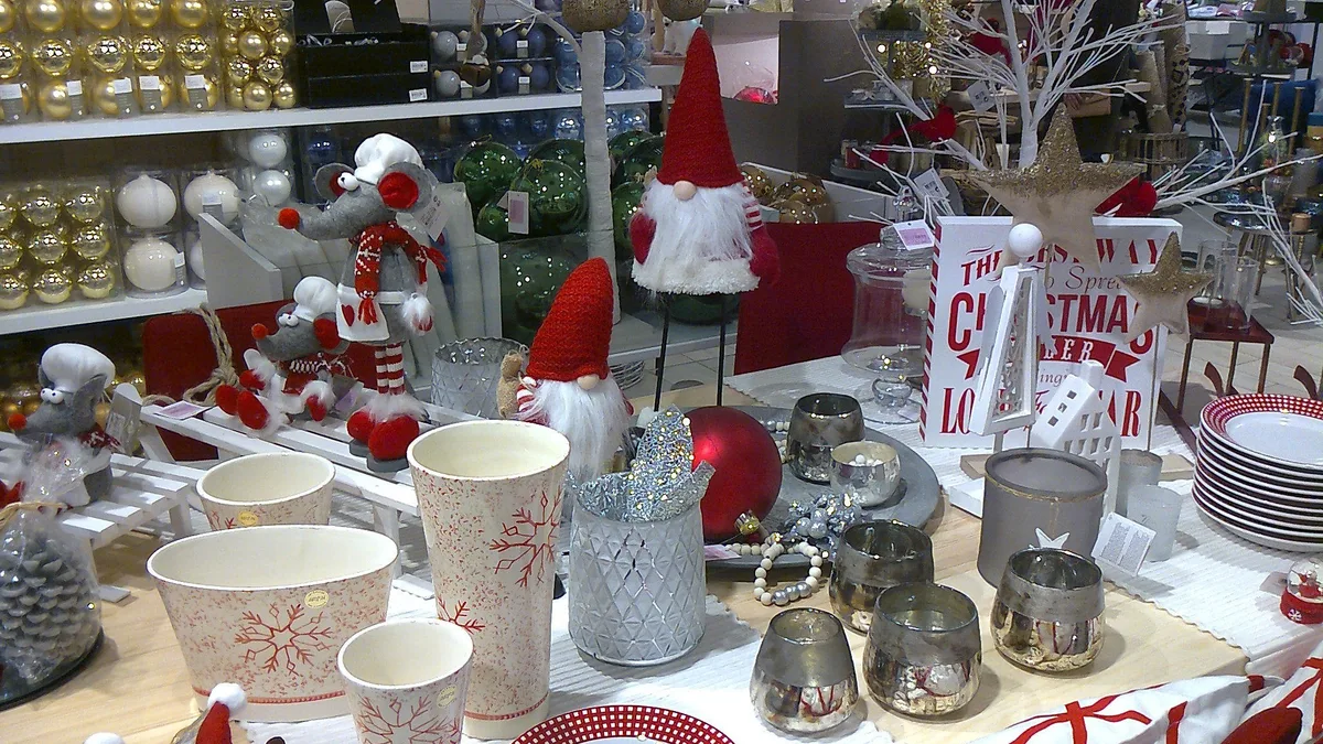 Des décorations en magasins dès septembre: pourquoi Noël semble démarrer plus tôt chaque année?