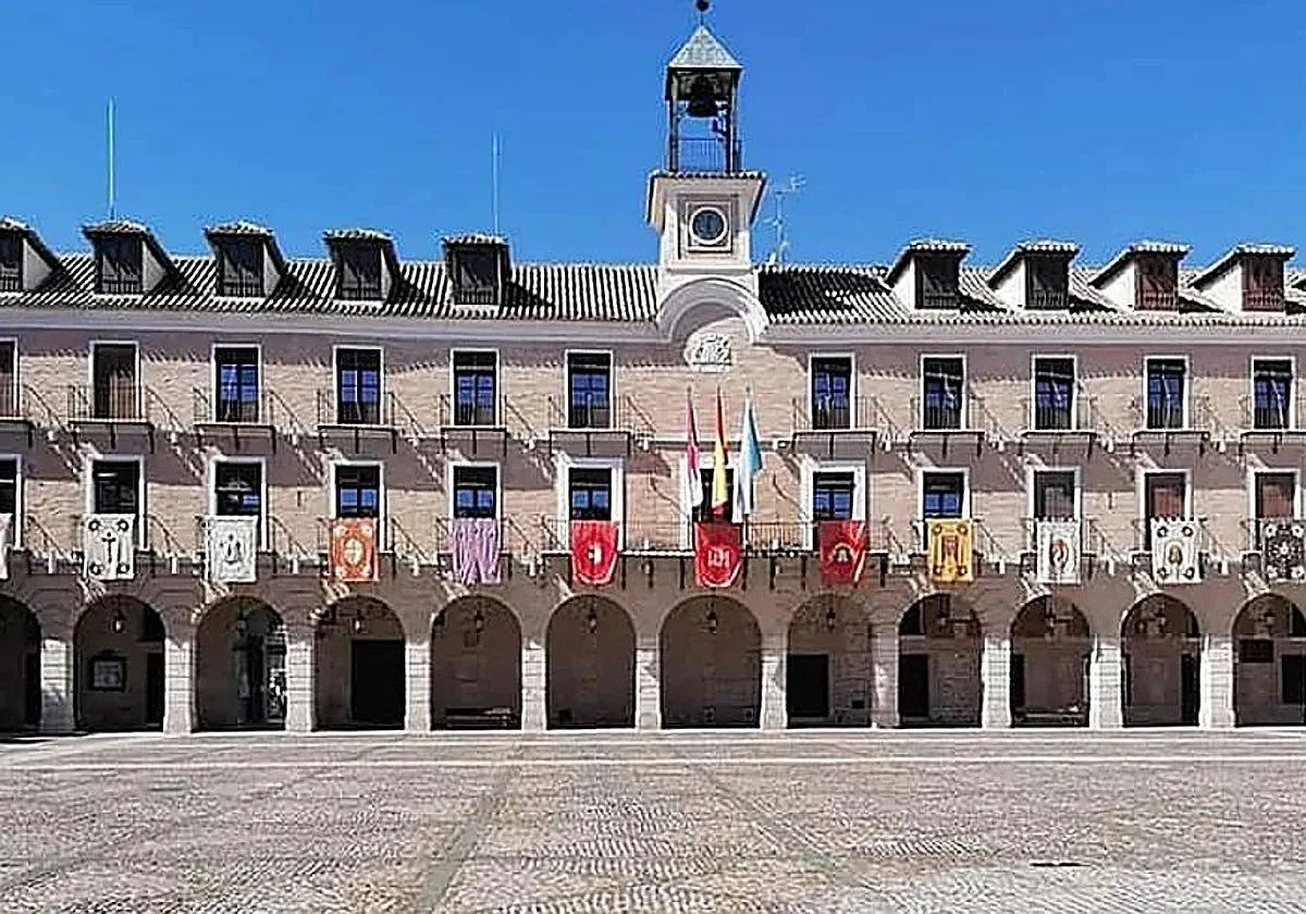 Cuatro detenidos y seis agentes heridos por los altercados en una macrodiscoteca de las fiestas de Ocaña