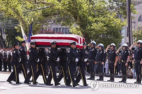 "이란전쟁 미군 사망자, 공식 집계된 18명보다 4∼5명 많아"
