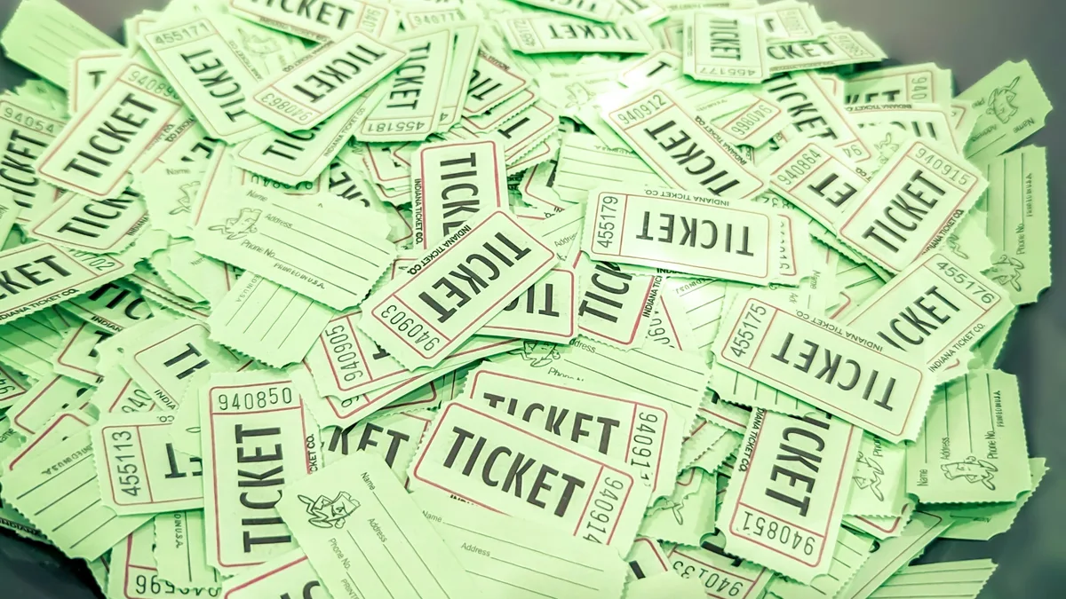 Venda de ingressos no Brasil terá novas regras para preços, taxas e filas virtuais; saiba o que muda (Foto: Unsplash)
