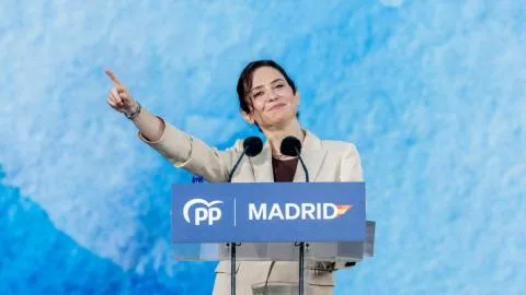 Castilla-La Mancha defiende la transparencia de sus listas de espera frente al "limbo" de Ayuso en Madrid