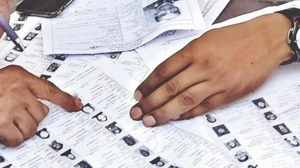 EC-SIR row: SC says it hasn't adjudicated on validity of new Form 6, will examine it