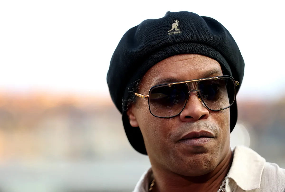 Ronaldinho Gaúcho compra clube e pode voltar aos gramados após 11 anos