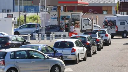Hausse du prix des carburants : le gouvernement va proposer une "règle d'or", dans le budget 2027, pour redistribuer le surplus de TVA