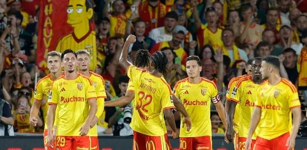 Lens surpreende PSG e conquista a Supercopa da França