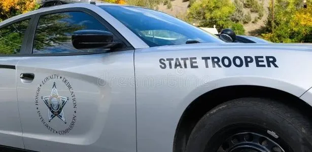 Suspeito de assassinar 5 pessoas é achado morto dentro de carro nos EUA