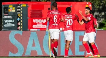 Santa Clara vence no terreno do Arouca