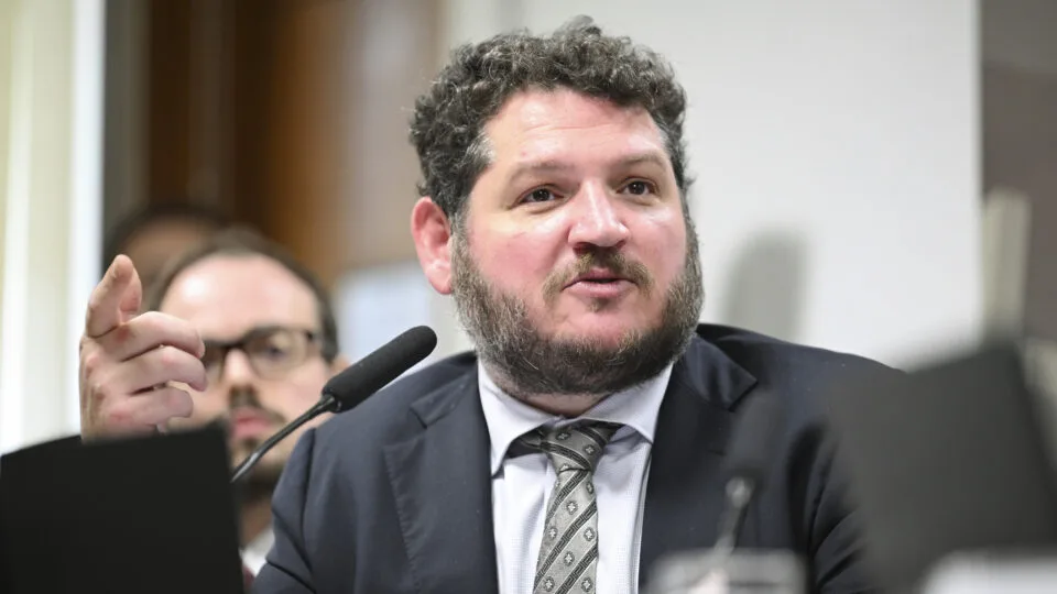O que aconteceu com o “encrenqueiro” que denunciou o Master antes de todo mundo