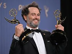 Vier Preise für "The Pitt": "Widow's Bay" räumt bei Emmys ab und erzielt Rekord