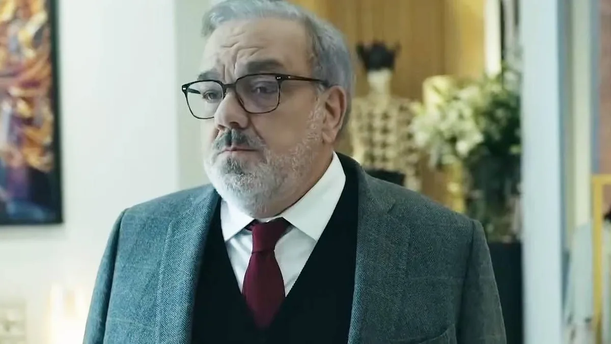 Premières images Un bon patron : Didier Bourdon dans le remake de cette comédie qui a triomphé en Espagne
