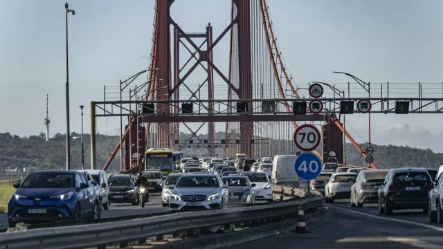 Ponte 25 de Abril condicionada ao trânsito na próxima semana