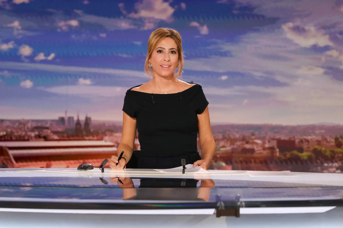 Léa Salamé se retire du JT de France 2 : à quoi va ressembler son année présidentielle ?