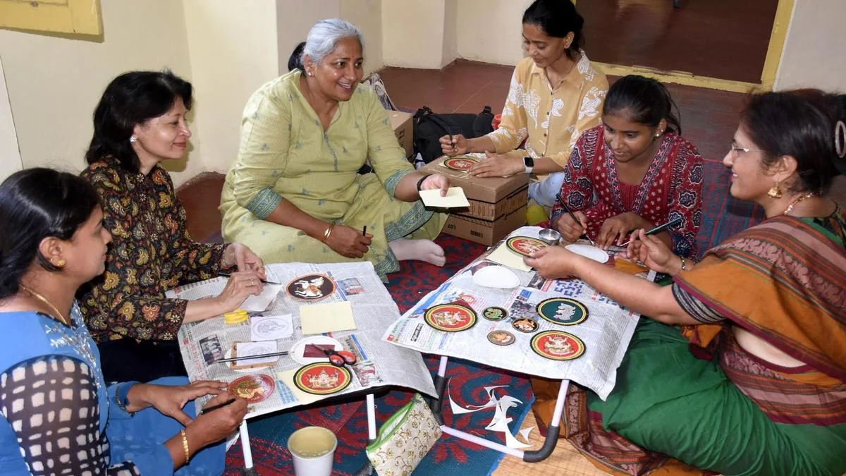Mysore Ganjifa art training programme inaugurated