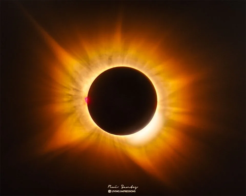 El eclipse solar tuvo una corona dorada que asombró a la NASA
