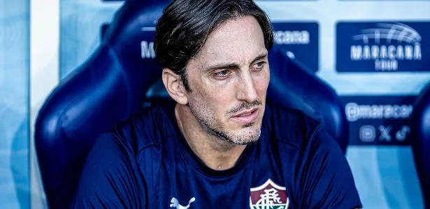 Jornal argentino ironiza demissão de técnicos no Brasil: 'Cadeira elétrica'