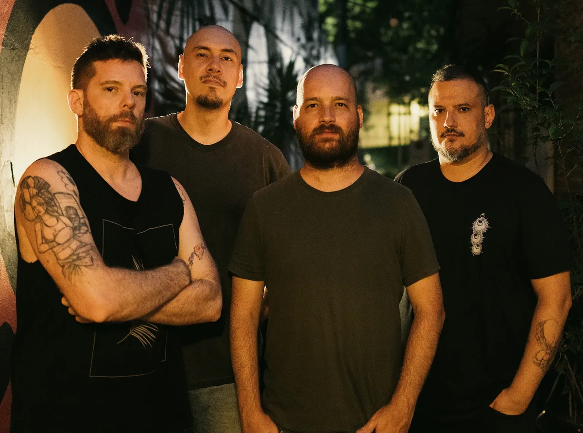 Sempre Existe Um Porém inaugura nova fase com o EP “Entre Planos”; ouça agora