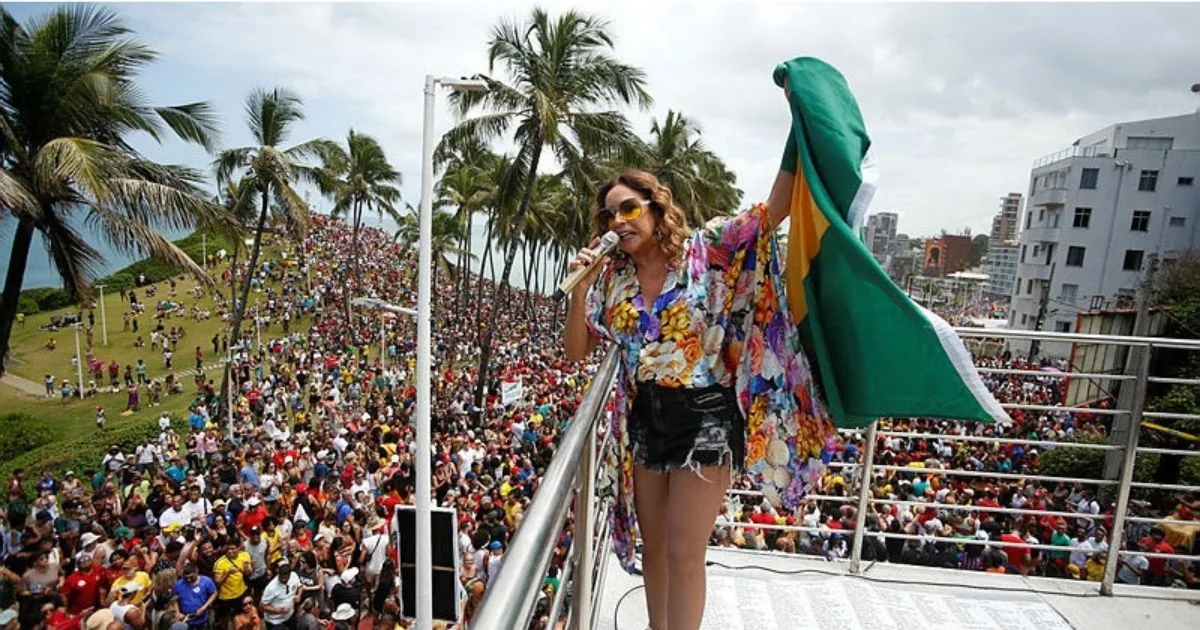Daniela Mercury e outros artistas organizam ato após título a Flávio Bolsonaro