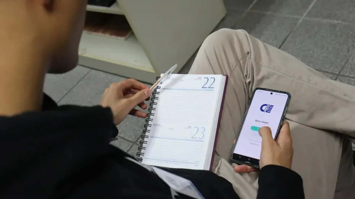 CIEE tem mais de 290 vagas de estágio abertas no Vale e região; saiba como se candidatar
