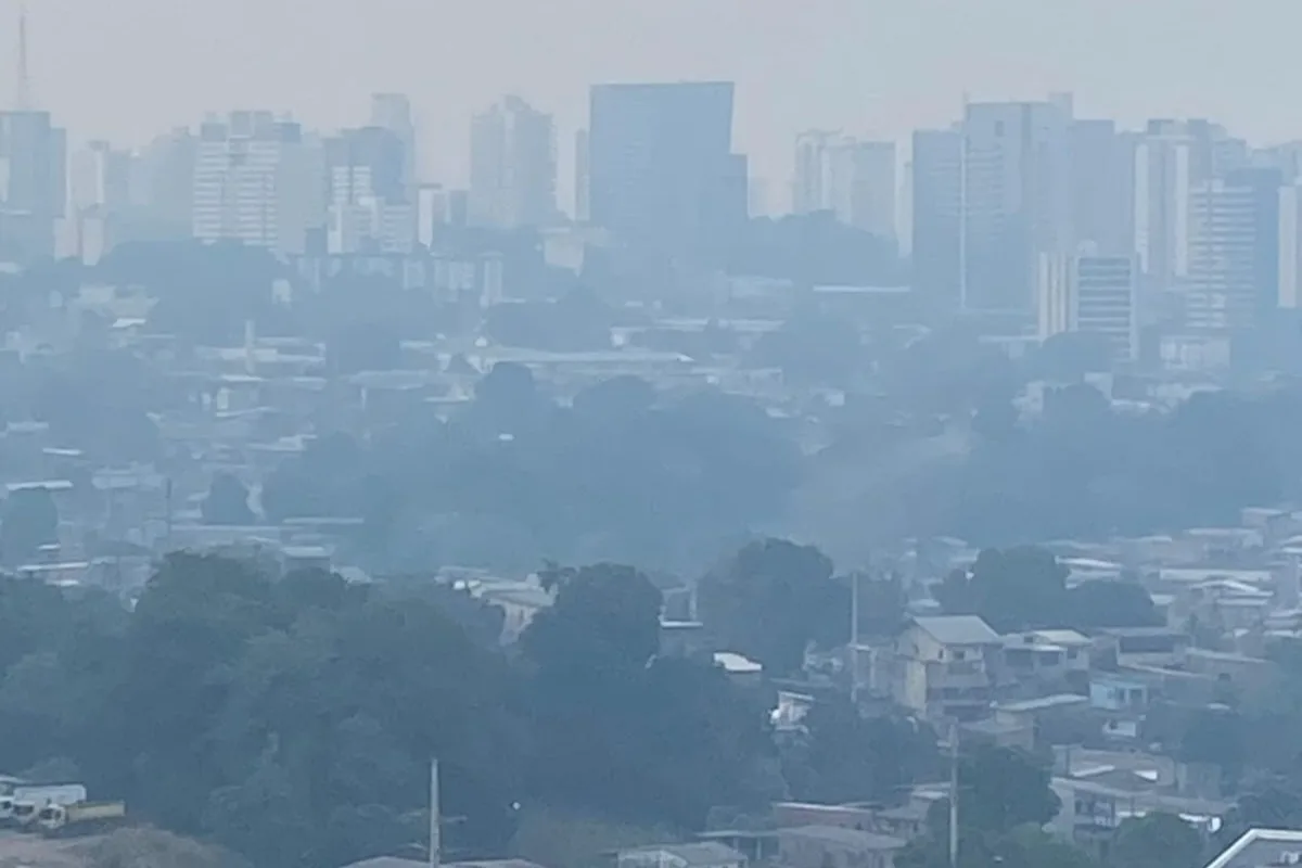 VÍDEO: Pelo 2º dia seguido, fumaça encobre Manaus; qualidade do ar volta a atingir nível péssimo