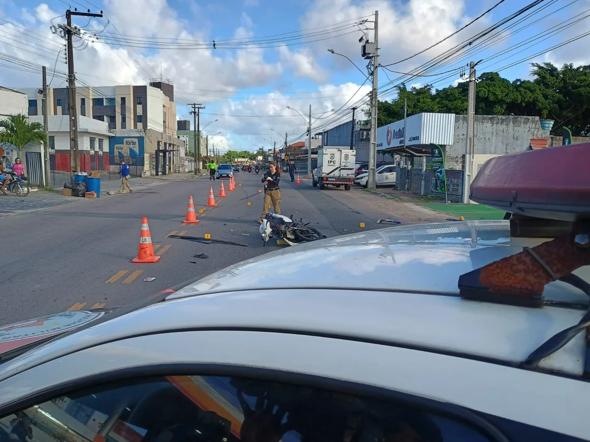 Motociclista morre após colisão com caminhonete em João Pessoa