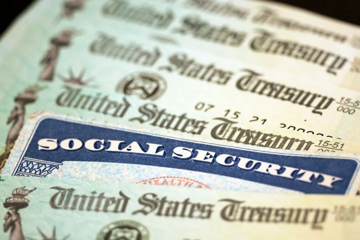 How to avoid a Social Security cut? Lawmakers race to save retirement benefits