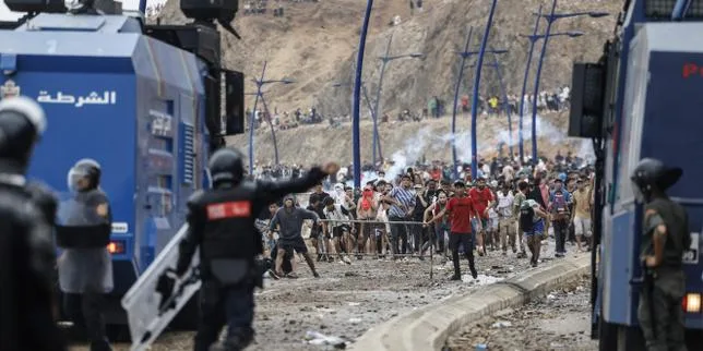 Ceuta : un rapport de la police espagnole contredit la version du gouvernement sur le rôle du Maroc