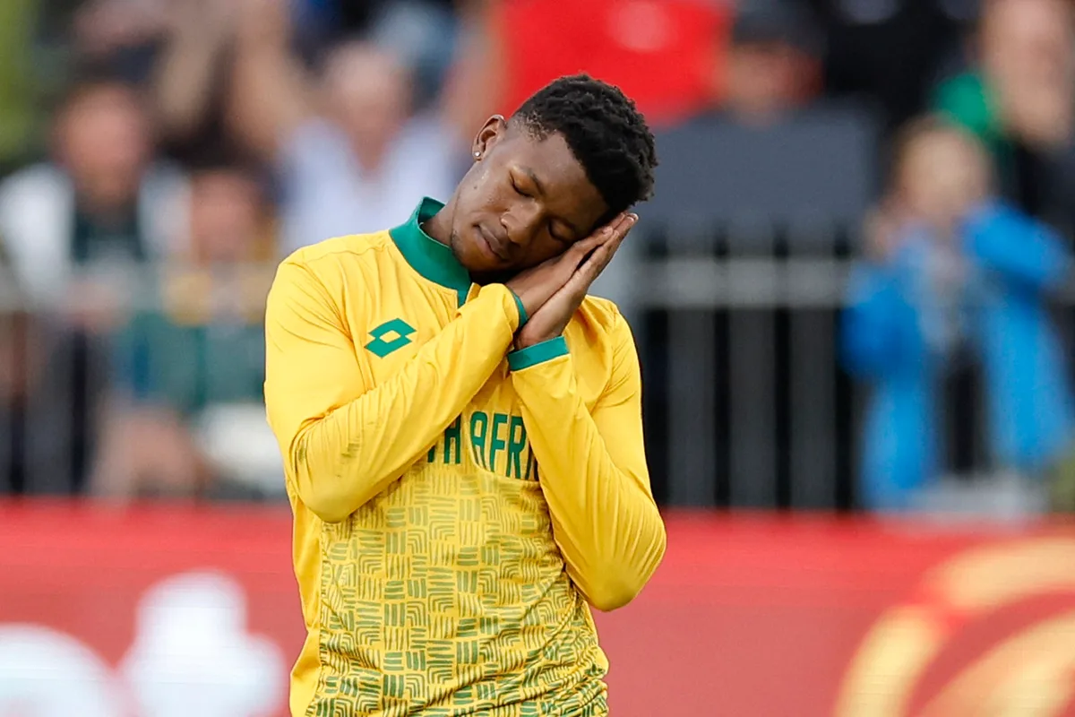 Peter in for de Zorzi as SA bat; Matigimu debuts for Zimbabwe